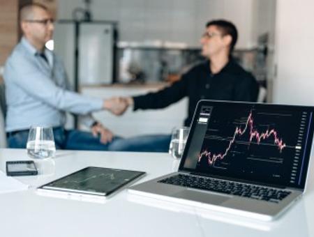 8 Expert Tips for Top-Notch Paid Advertising Online